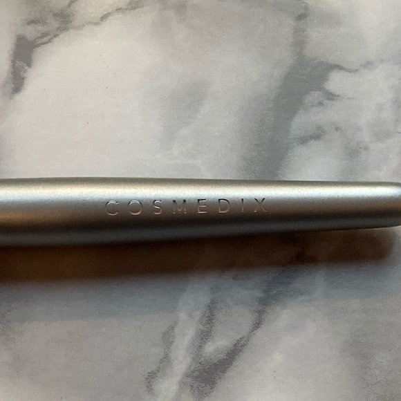 Cosmetix Dual Sided Mask Applicator Tool - Picture 5 of 5